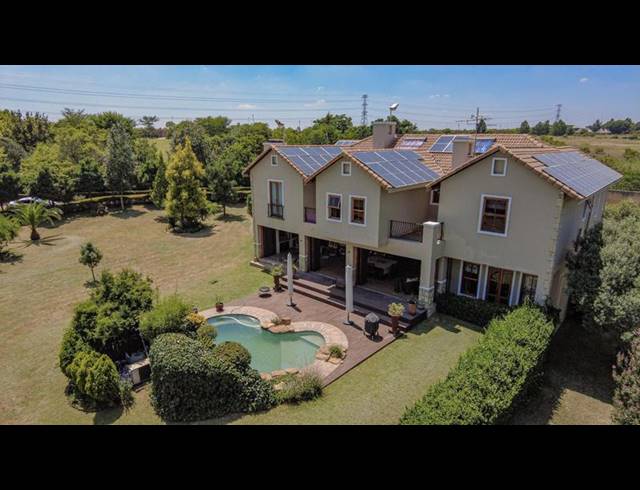 FARM FOR SALE IN CHARTWELL A.H.